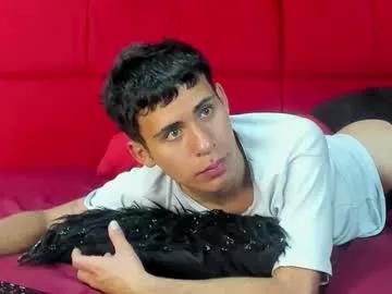 aslan_r from Chaturbate