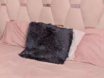 Auorara_queen from Chaturbate