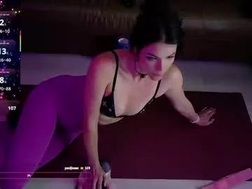 Autum_showers from Chaturbate