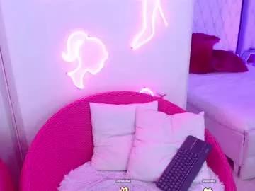 ava_williams_ from Chaturbate