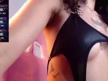 avaalayne from Chaturbate