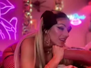 avalonnfoxx from Chaturbate is Freechat