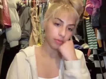 avamonroexo from Chaturbate
