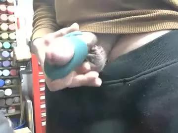 Average_stag from Chaturbate