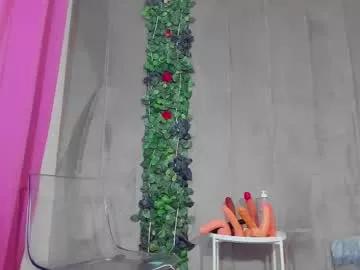 azaleeax from Chaturbate
