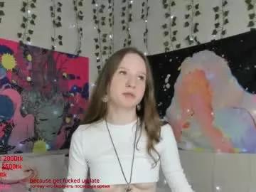 b4by_emilia from Chaturbate