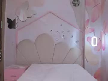 babyabril18 from Chaturbate