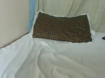 Freechat babymolly2 on Chaturbate