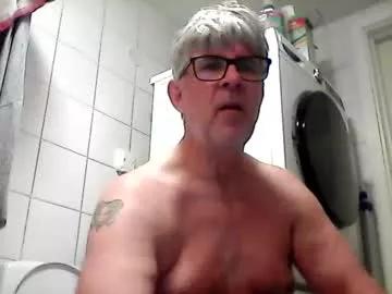 Baggelina75 from Chaturbate