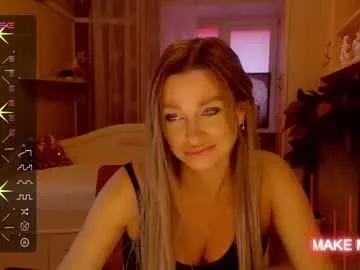 barbie_kiss1 from Chaturbate