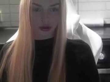 Barbinsss from Chaturbate