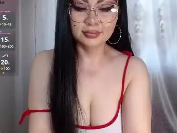 batari_giya from Chaturbate