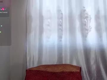 batari_giya from Chaturbate