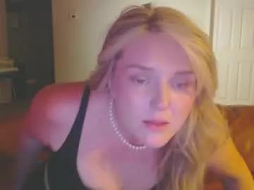 battle_blonde from Chaturbate