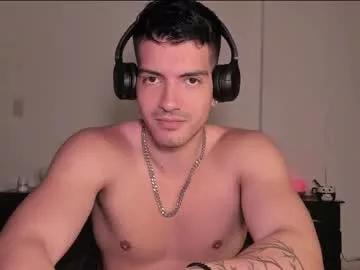 bbbeachboy from Chaturbate