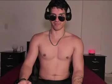 bbbeachboy from Chaturbate