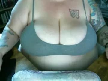bbwbaddie420 from Chaturbate