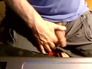 Bearacuda555 from Chaturbate