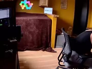 bedelllw from Chaturbate