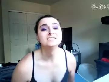 beethebumblebee from Chaturbate