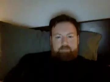 beewolf25 from Chaturbate