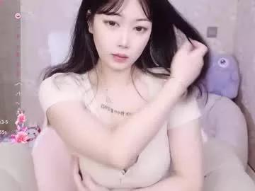 bell_cs from Chaturbate