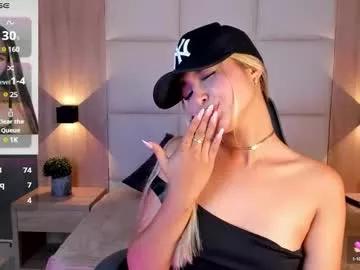 bella1207 from Chaturbate