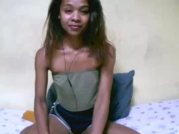 bella193999 from Chaturbate