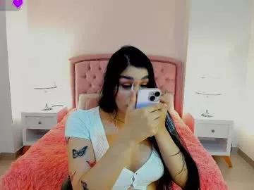 bella__wood from Chaturbate