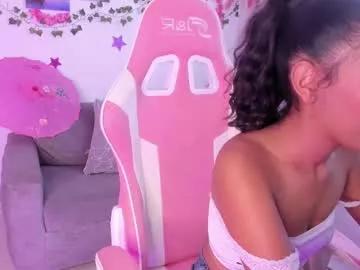 bella_browm from Chaturbate
