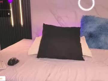 bella_manson_ from Chaturbate