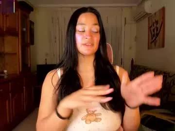 bella_pocahontas3 from Chaturbate