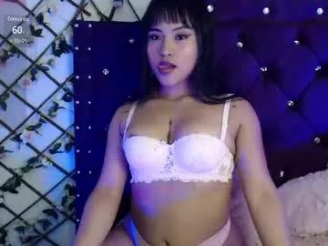 bella_warren from Chaturbate