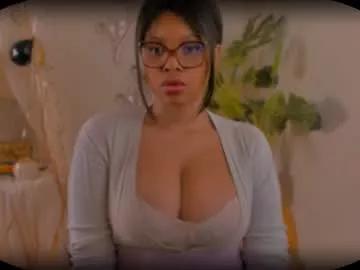 bellablakes18 from Chaturbate