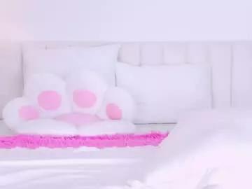 bellalima from Chaturbate