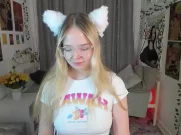 bellamontgomery from Chaturbate