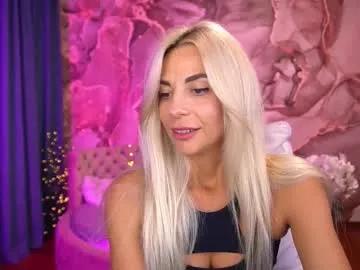 Bellarayyy from Chaturbate