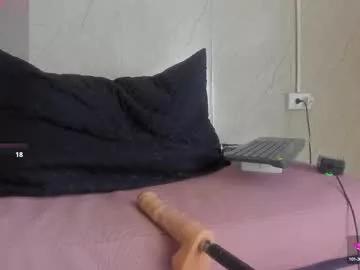 bellarussell from Chaturbate
