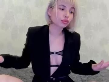 bellaseein from Chaturbate