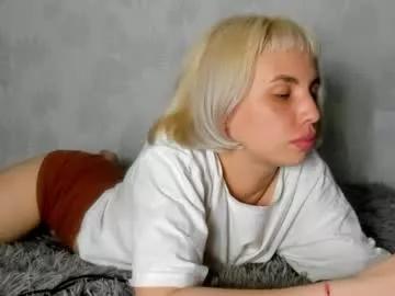 bellaseein from Chaturbate