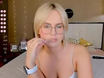 bellatip from Chaturbate
