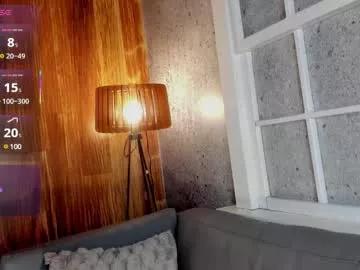 bellinda_21 from Chaturbate