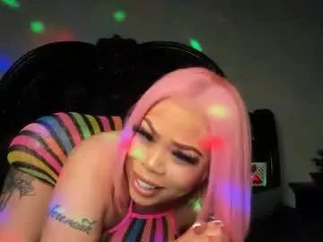 bigbuttsarena from Chaturbate