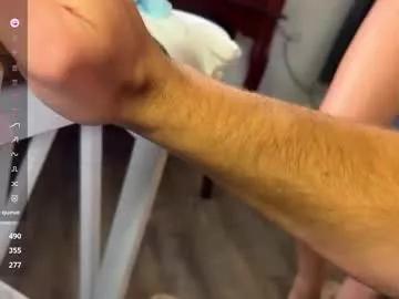 bigguylilmiss from Chaturbate