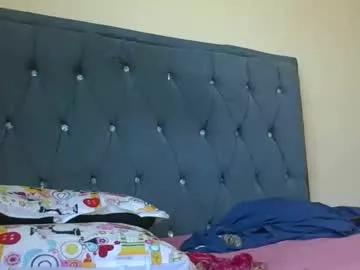 binnie_bubbles8 from Chaturbate