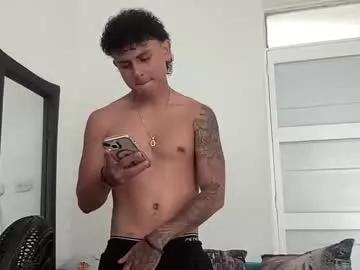 bob_pettersonn from Chaturbate
