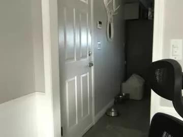 Bobbylightfoot3 from Chaturbate