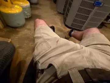 bombinshaman from Chaturbate