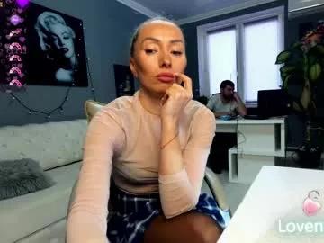bonnie_annd_clyde from Chaturbate