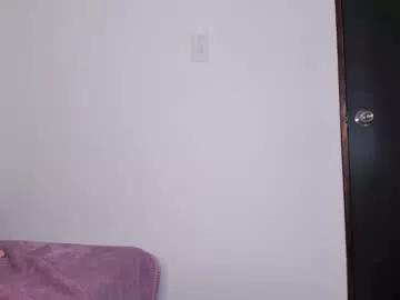 bonniie_22 from Chaturbate